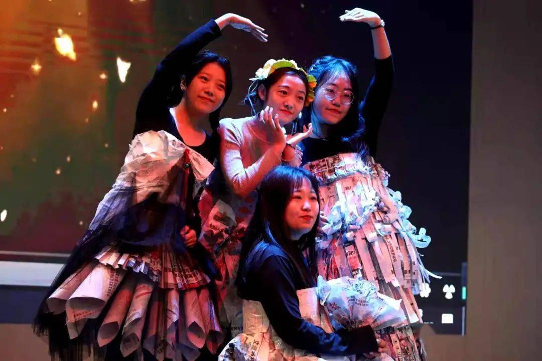 我的世界“纸”有你“十大足球赌注软件”(图4) 
我的世界“纸”有你“十大足球赌注软件”(图4)