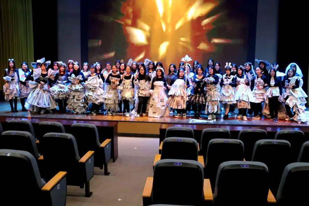 我的世界“纸”有你“十大足球赌注软件”(图11) 
我的世界“纸”有你“十大足球赌注软件”(图11)