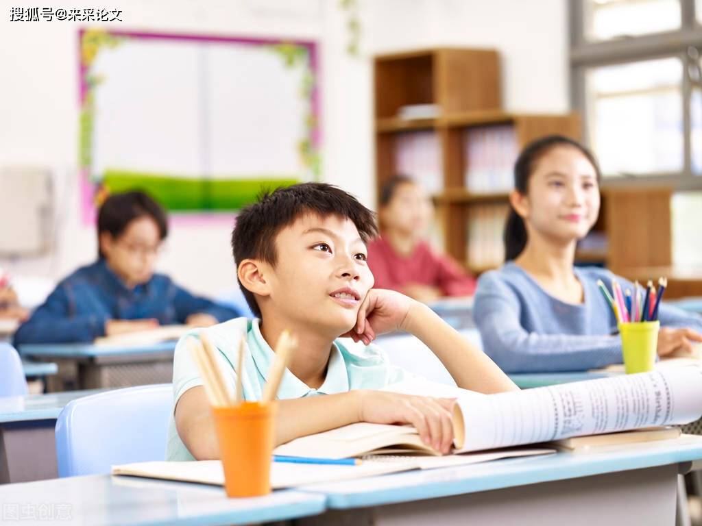 
必看写作技巧 论文轻松过！：足球赌注软件(图2)